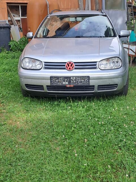 VW Golf 4