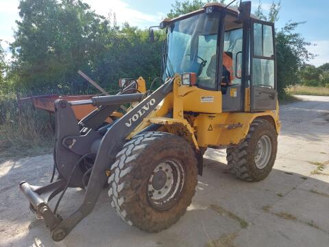 Volvo L30B Pro Radlader, Hoflader, Lader, 5.810 Bstd. Volvo L30B Pro