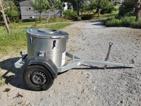 320 l Milchtank mit Wagen