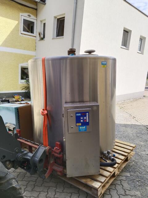 Milchtank 2.400 l