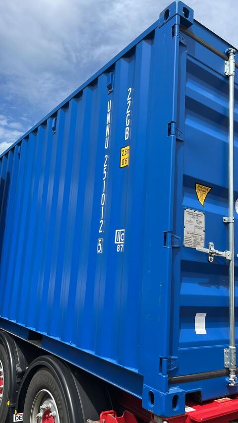 Container
