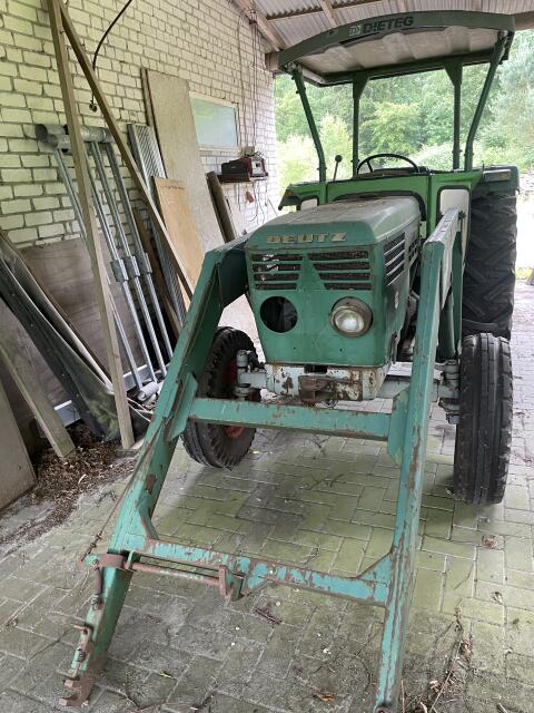 Deutz D 4506-S mit Frontlader, Schaufel, Bj. 1976