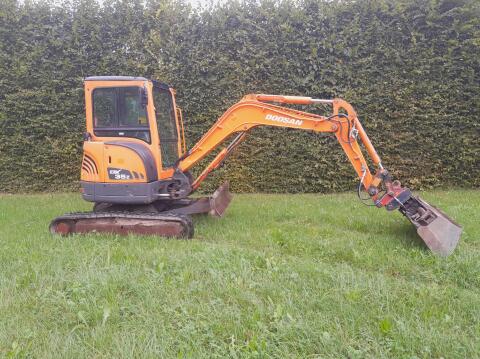 Doosan DX 35z Bagger mit Holzzange (DX 35z)