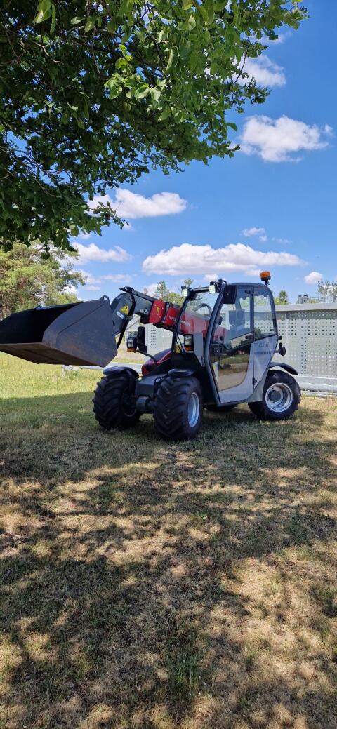 Weidemann T4512 CC40