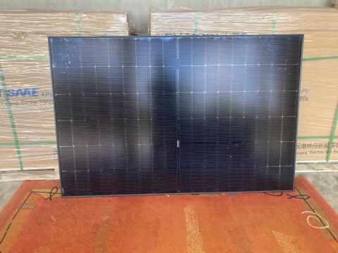 PV-Module HT 54-18 XND SAAE 430 Watt, Glas/Glas, bifacial