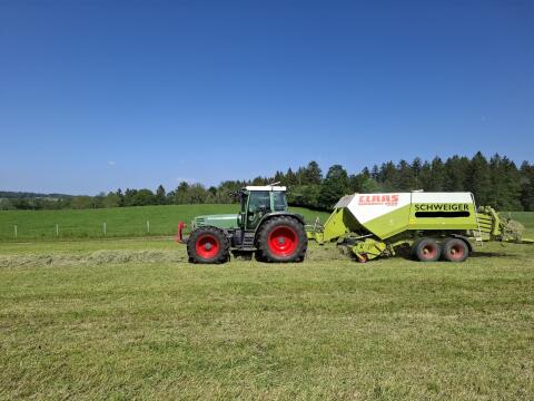 Claas Quadrant 2200RC