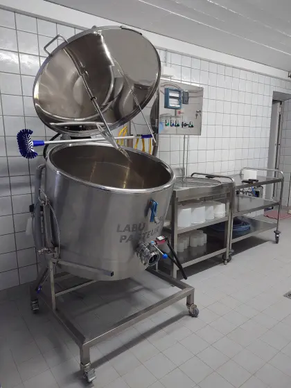 LABU Pasteur 150