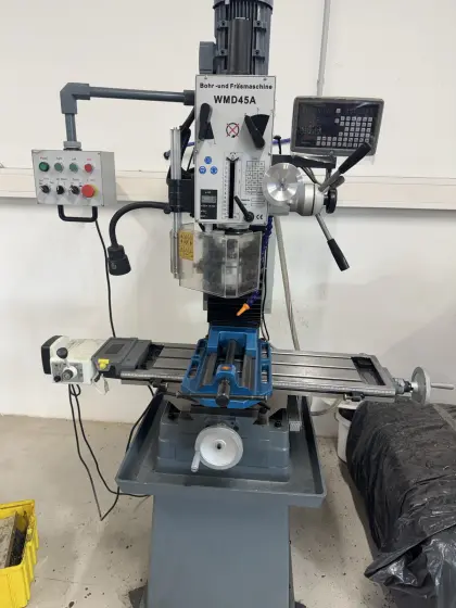WMD45A-DRO Bohr- und Fräsmaschine inkl. Zubehör