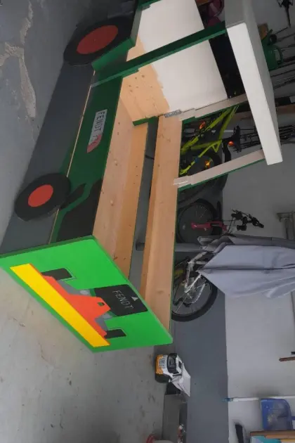 Kinderbett Traktor Fendt