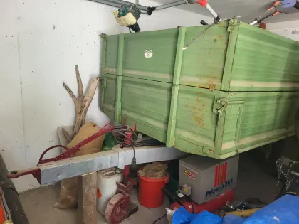 Dreiseitenkipper zu verkaufen