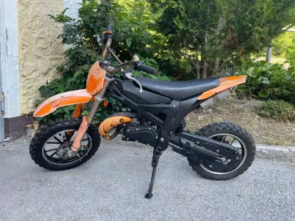 2x Kindermotocross, 1x Kinderquad