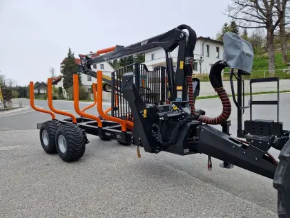 BMF 8T2 mit Kran BMF 720