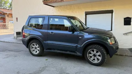Mitsubishi Pajero 3,2 mit neuem Pickerl