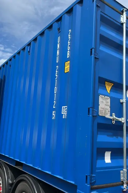 Container