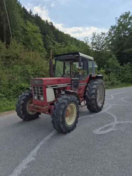 CASE IH IHC 1055