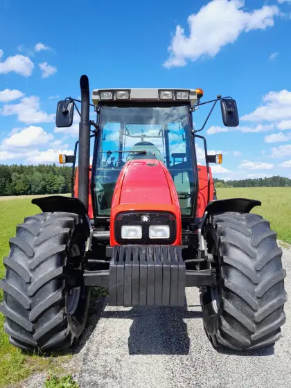 Massey Ferguson 6255 PowerLine
