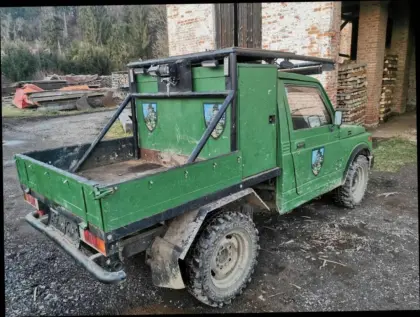 Suzuki SJ 410