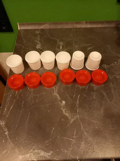 6 Tupperware Thermo-Eierbecher
