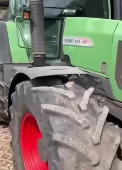 Fendt Farmer 415 Vario Traktor