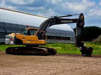 Volvo EC240CL Kettenbagger