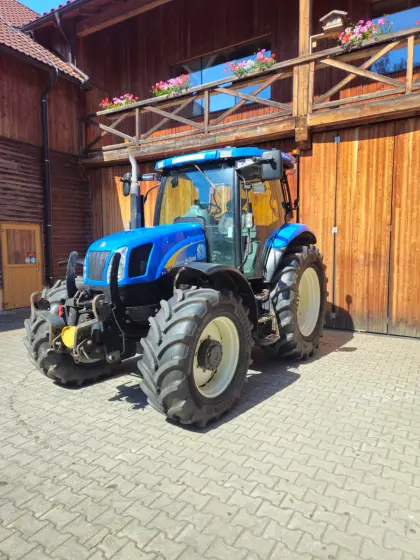 New Holland TS 110A Elite
