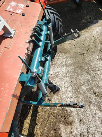 Reform Metrak 2002 mit Heck-Hydraulik