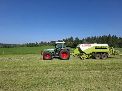 Claas Quadrant 2200RC