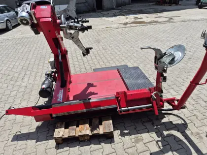 Haweka Reifenmontiermaschine, Montiermaschine Traktor, LKW