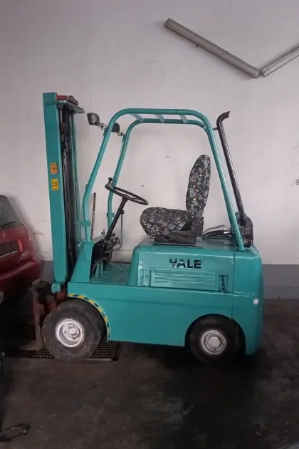 Dieselstapler 1.500 kg (geländegängig), Yale