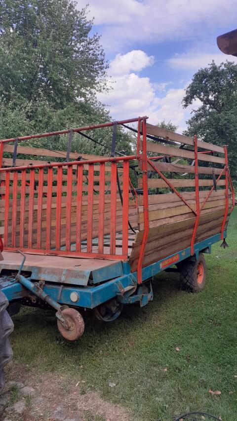 Steyr Hamster Junior Ladewagen