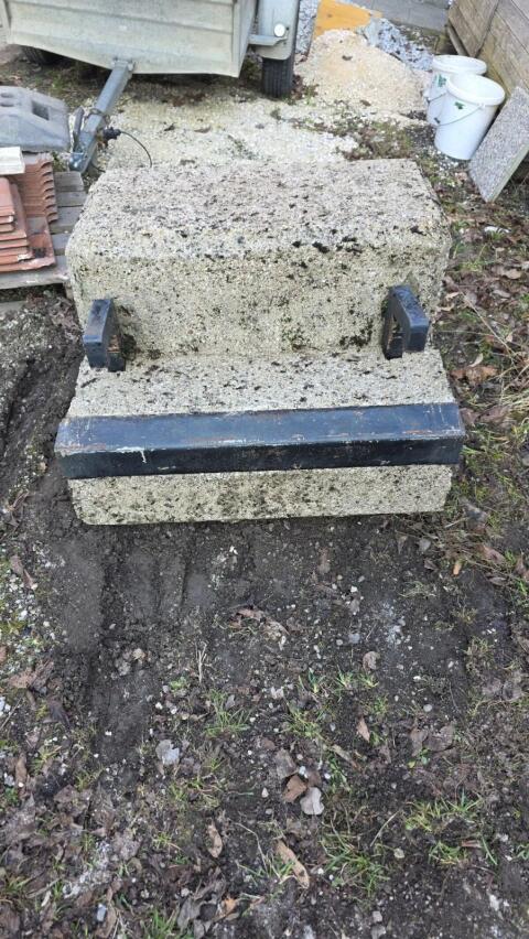 Beton-Heckgewicht 800 kg