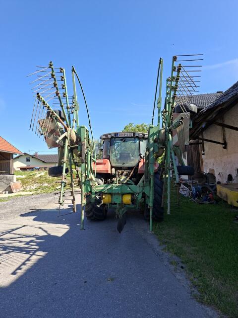 Mittelschwader Stoll R655