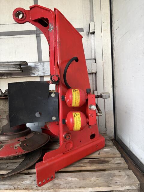 Pöttinger Novcat Anbaubock 306