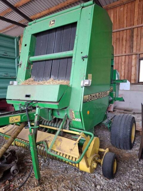 John Deere Rundballenpresse 590