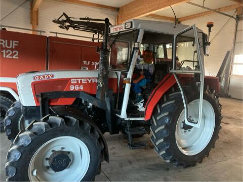Steyr 964
