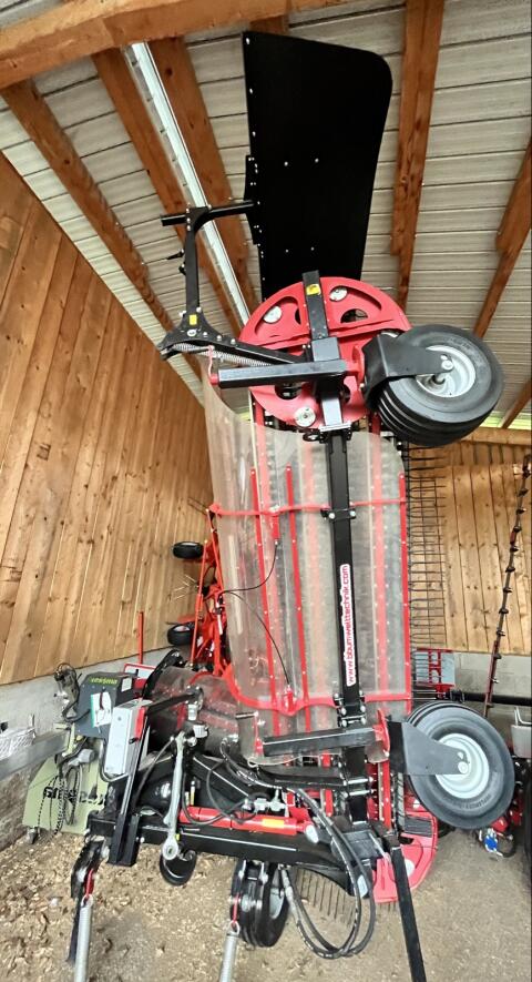 BBU Clementer 550 F Silage 6 Kammschwader
