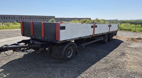 3-Achs-Jumbo-Anhänger mit Bordwänden