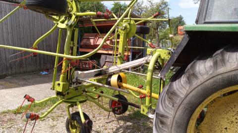 CLAAS VOLTO 550 HR Kreiselheuer