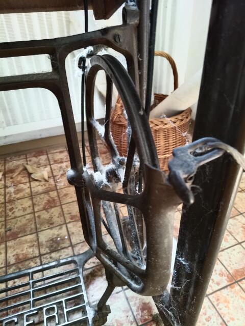 Alte Singer Nähmaschine