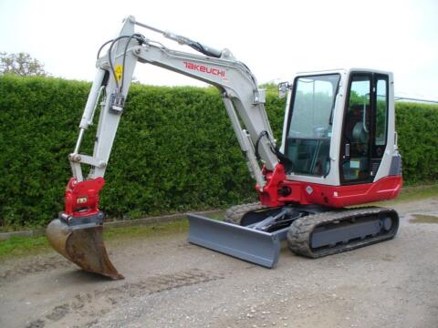 Takeuchi TB 235 V4 POWERTILT