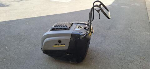 Kärcher Kehrsaugmaschine KM 75/40
