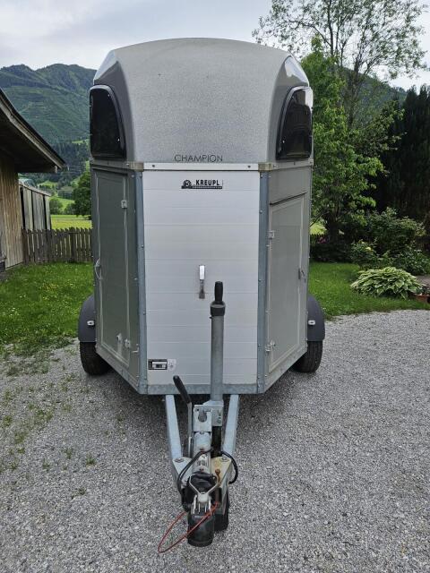 Pferdeanhänger, Böckmann Champion