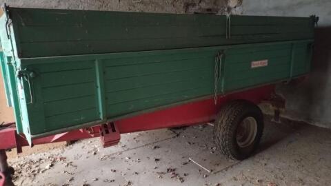 Verkaufe Reisch Dreiseitenkipper 5,6 t