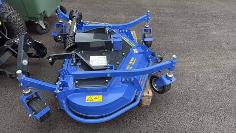 Mähwerk, Frontmähwerk, ISEKI, Heckauswurf, FM137 PRO-H