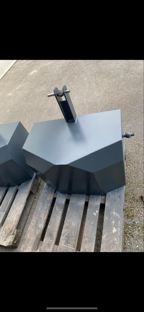 Frontgewicht 600 kg
