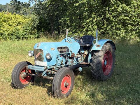 Eicher EM235 S