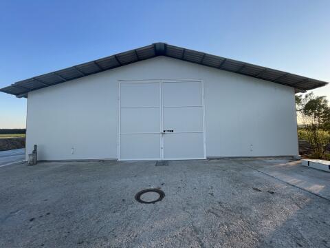 Vermiete Halle