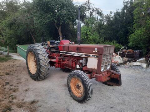 IHC 844 (International 844)