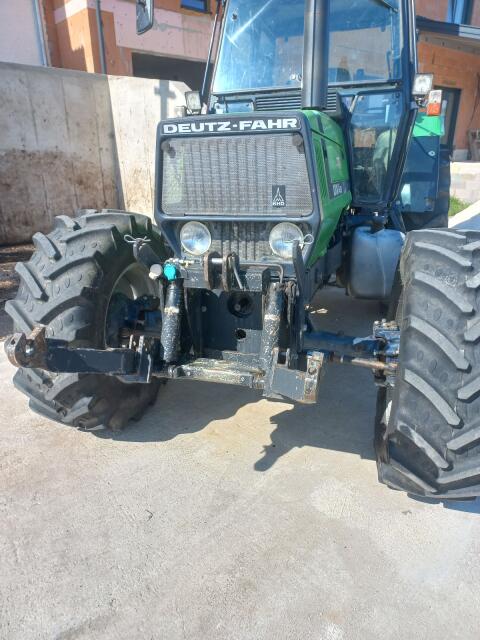 Fronthydraulik Deutz-Fahr DX 4.51
