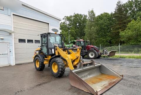 2011 Caterpillar CAT 908H Radlader, Bj. 2011, 7.240 Bstd.